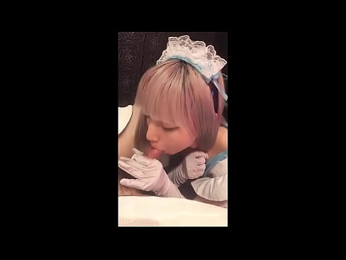 ❤️ 日本偶像[mayuka]，法国女仆装，第一部分，口交和用乳液打飞机 ❤❌ Fucking video
